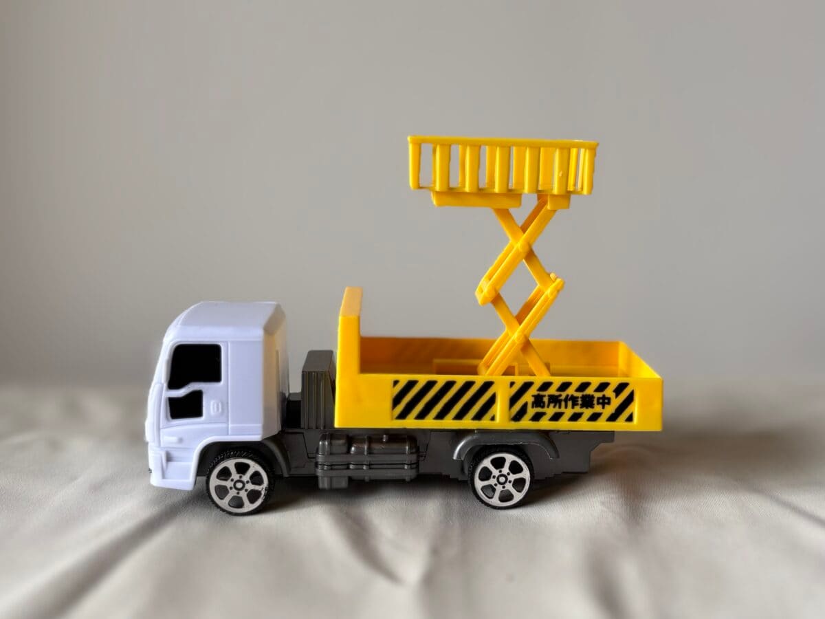 これも100均!?【セリア】おもちゃおすすめ人気8選!お風呂遊びや知育玩具も