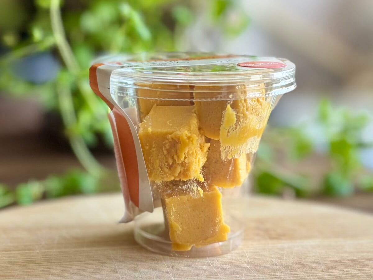 強めスパイスに好みが分かれそう【セブン】定番スイーツが変化球で新登場