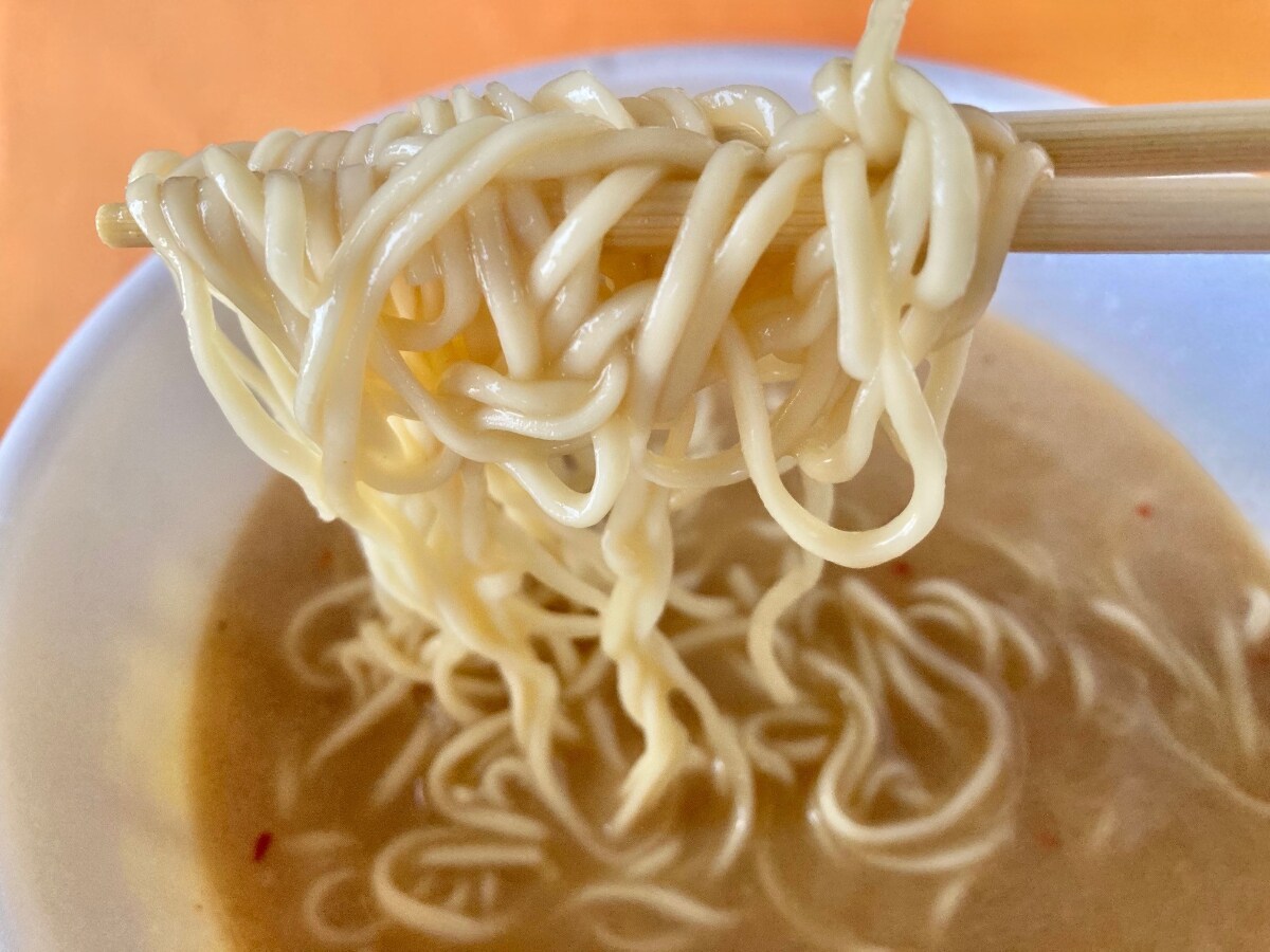 「ドロドロ濃厚！」「スープに全振り！」【ファミマ限定】のカップ麺がかなりウマかった！