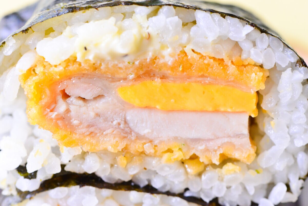 「悪魔の食べ物に出会った」【ファミマ】ファミチキが入った新商品が話題