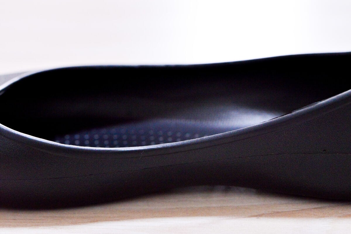 【ダイソー】サンダルの履き心地は?ビーチサンダルやEVAパンプスも紹介