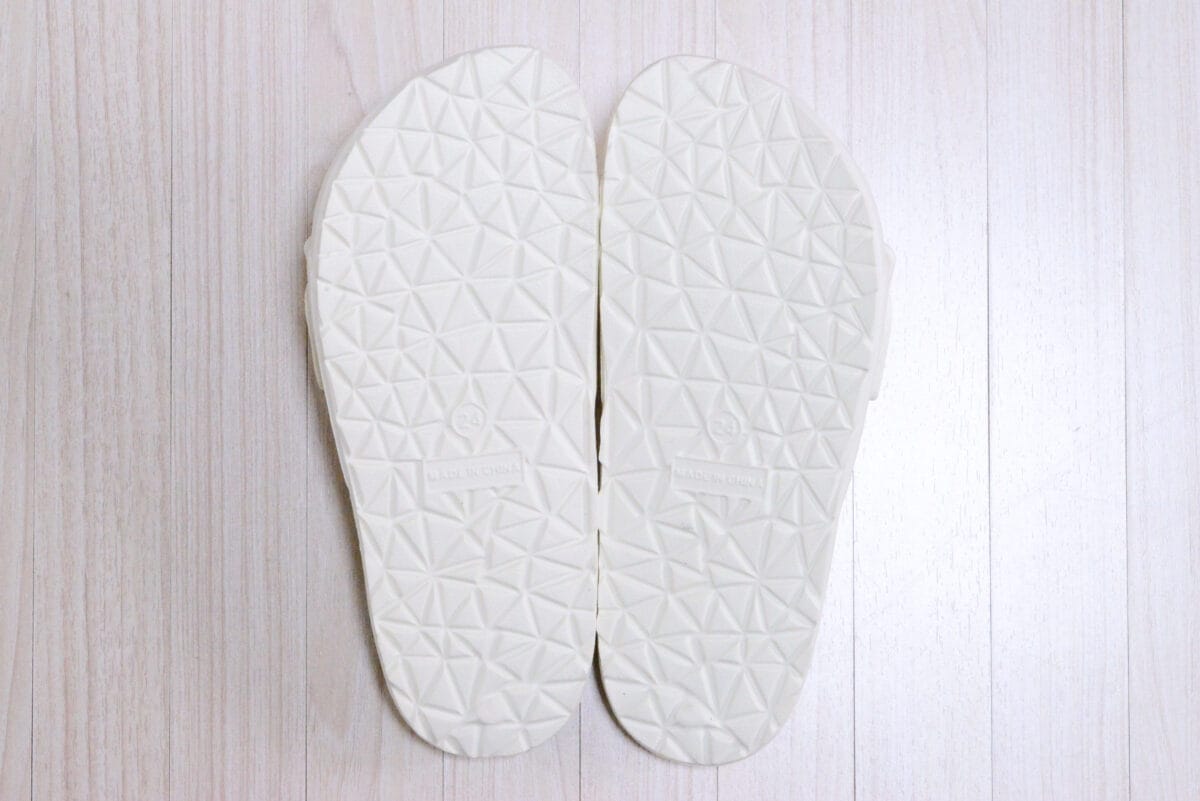 【ダイソー】サンダルの履き心地は？ビーチサンダルやEVAパンプスも紹介