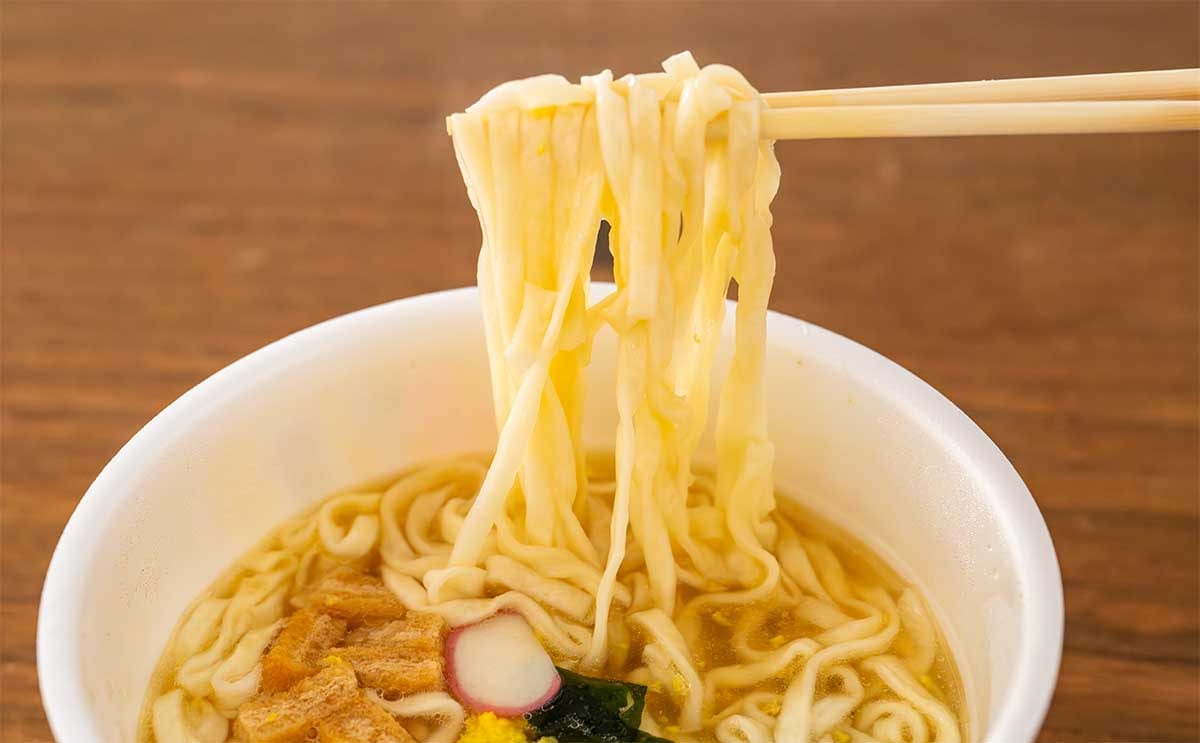 「箱買いしたい」【日清のどん兵衛】新商品は旨みがスゴすぎる