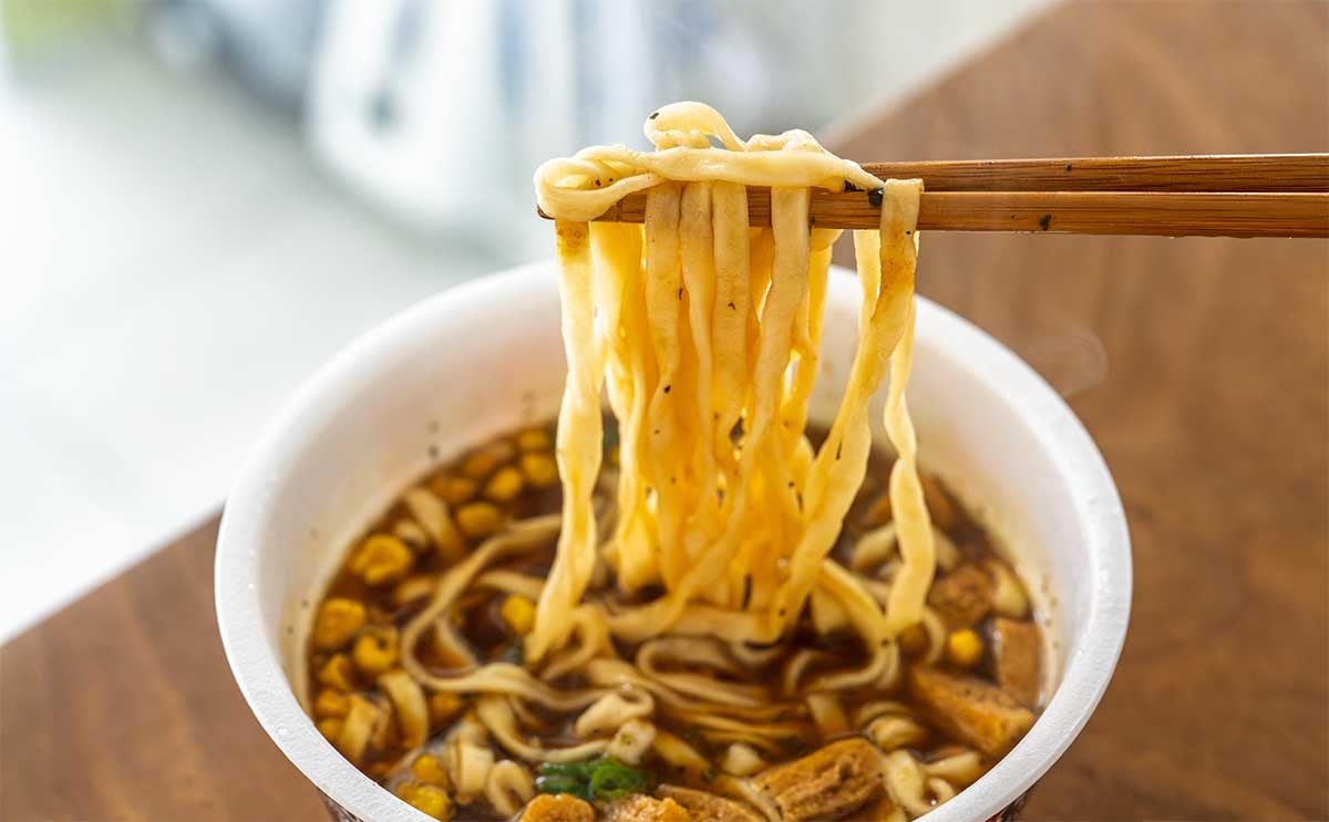 「〆にご飯入れた」「特盛で出して」新作【どん兵衛】が刺激的で本当に美味しい