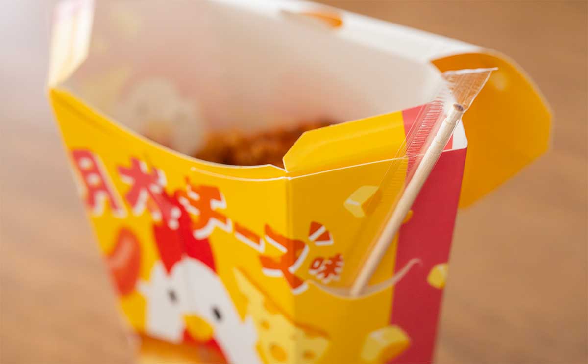 「ピリ辛で美味しかった」「これは当たり」新発売の【からあげクン】に大満足