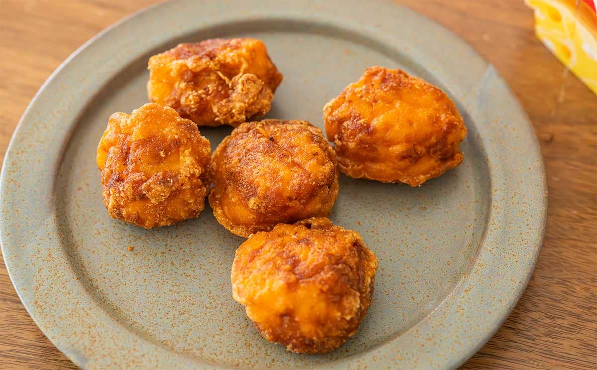 「ピリ辛で美味しかった」「これは当たり」新発売の【からあげクン】に大満足