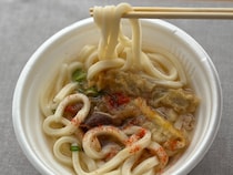 「全て完璧」「くっそ美味かった」【ファミマ】に人気店監修のうどん登場