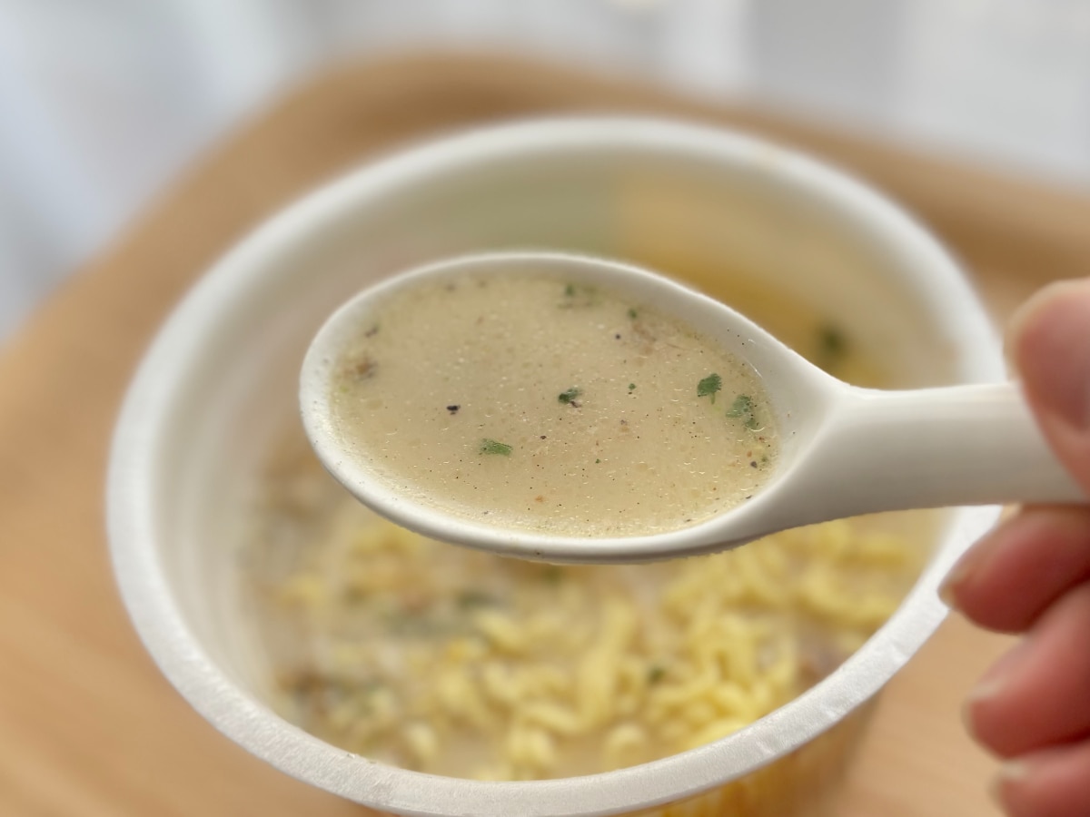 「町中華感のある味」がウマすぎた！【マルちゃん】の大盛麺はパンチ抜群