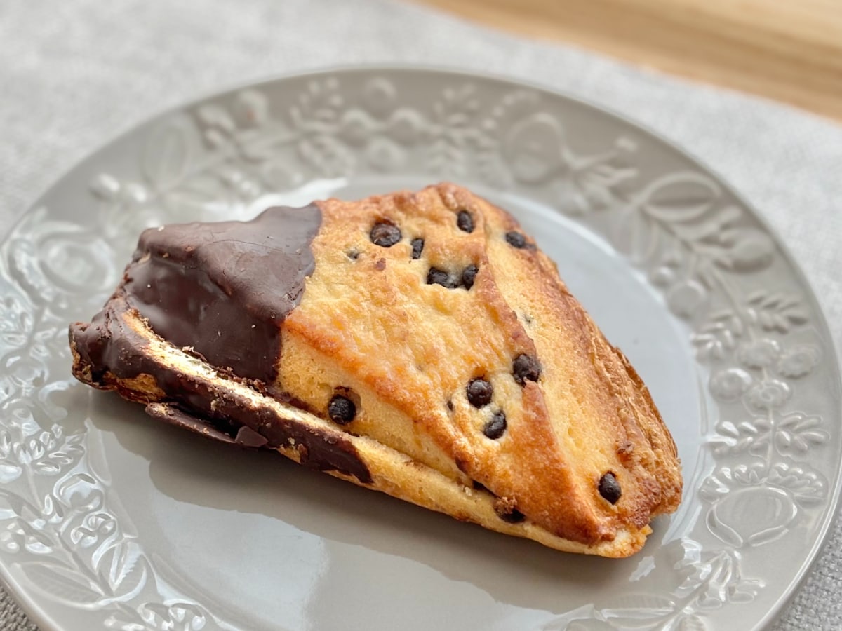 罪悪感たっぷりなのに……【ファミマ】の新作パンがつい食べちゃうウマさ