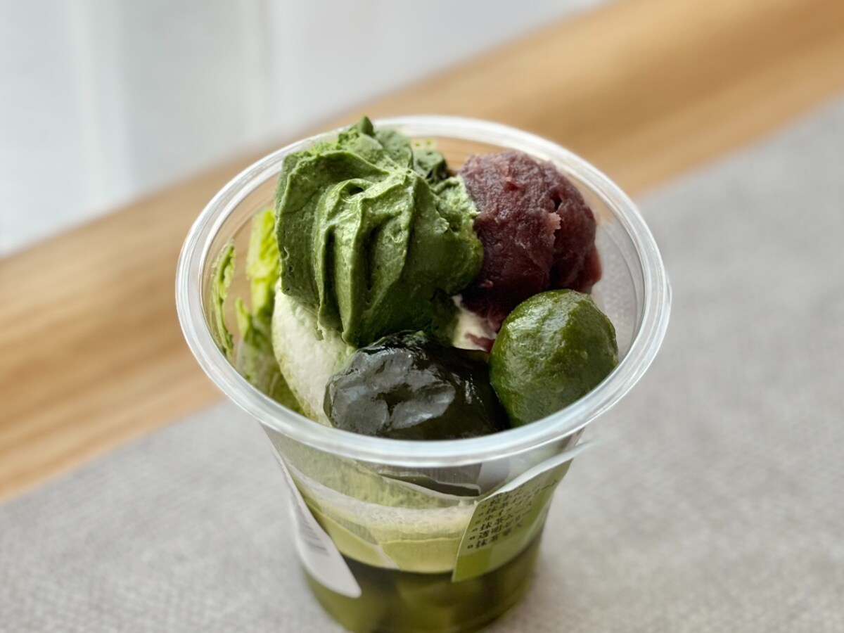 「甘さ控えめ」「爽やか」【セブン】に抹茶づくしの贅沢スイーツが新登場