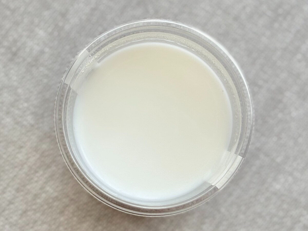 完食までたったの「2秒」!?【ローソン】にとろっとろの真っ白スイーツ