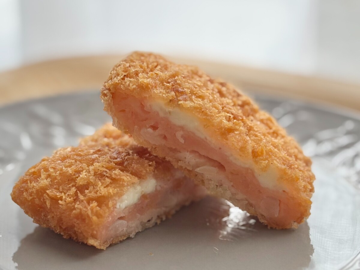 あのソースが「ベストマッチ」！【ファミマ】の数量限定ホットスナック