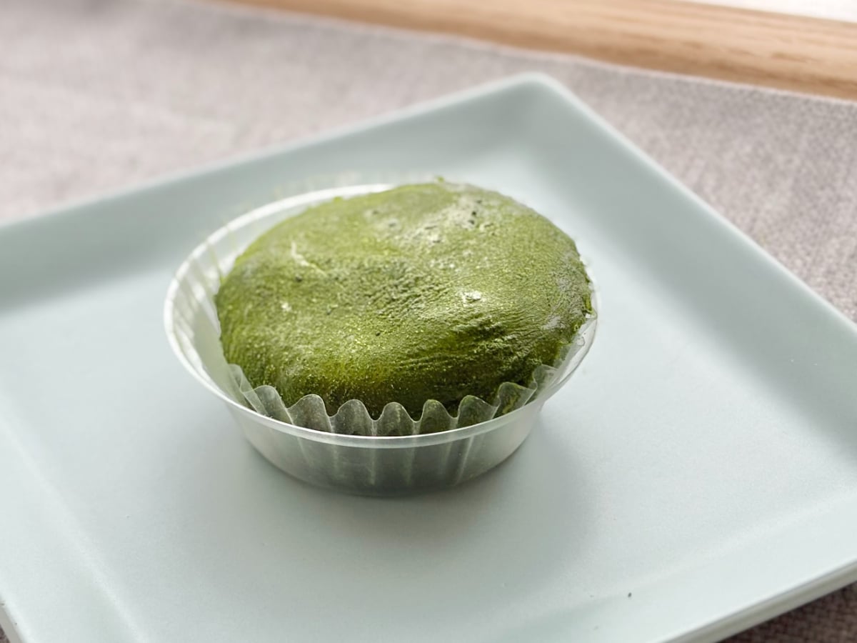 「流石に飲み物すぎる」「えぐいうまい」【セブン】の新作抹茶スイーツ