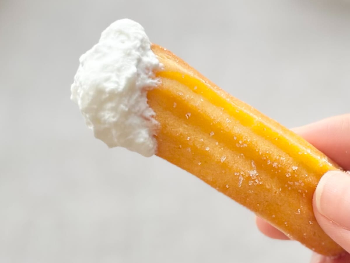 チョコ?ホイップ?それとも両方?【ファミマ】に楽しくておいしい新作