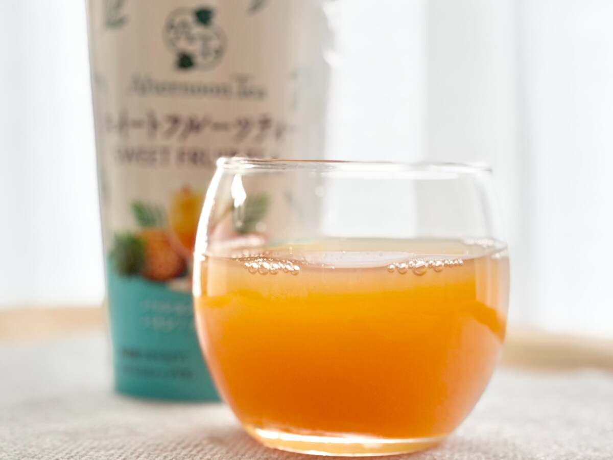 甘さと華やかな香りが共存【ファミマ限定】のコラボドリンクが上品