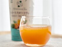 甘さと華やかな香りが共存【ファミマ限定】のコラボドリンクが上品