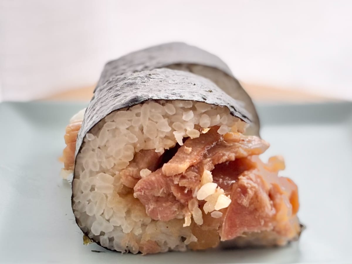 おにぎりとは思えない満足度の高さ!【ローソン】の新商品が「うんま」