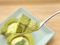 しとふわ＆とろふわのマリアージュ♡【ファミマ】濃厚抹茶のケーキが贅沢