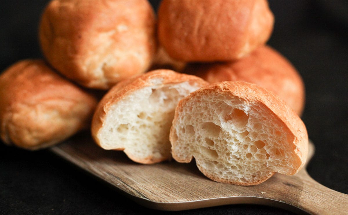 「まじでとまらん」「ガチうまい」見た目は“地味”だけど絶賛されている【セブン】パン