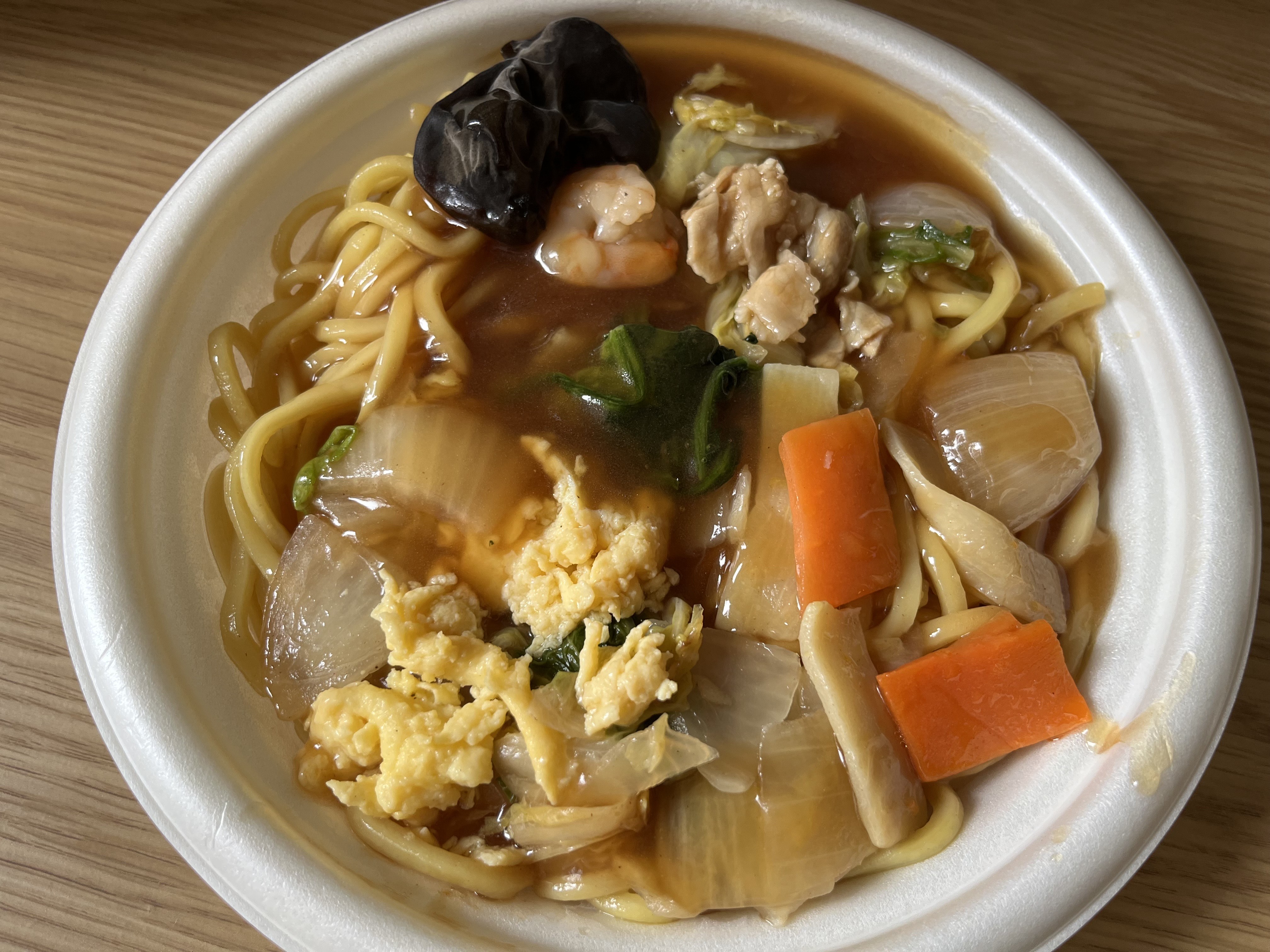 「香ばしすぎ」「具だくさんで本格的」【ファミマ】大阪王将が監修した”うまい麺”が登場！