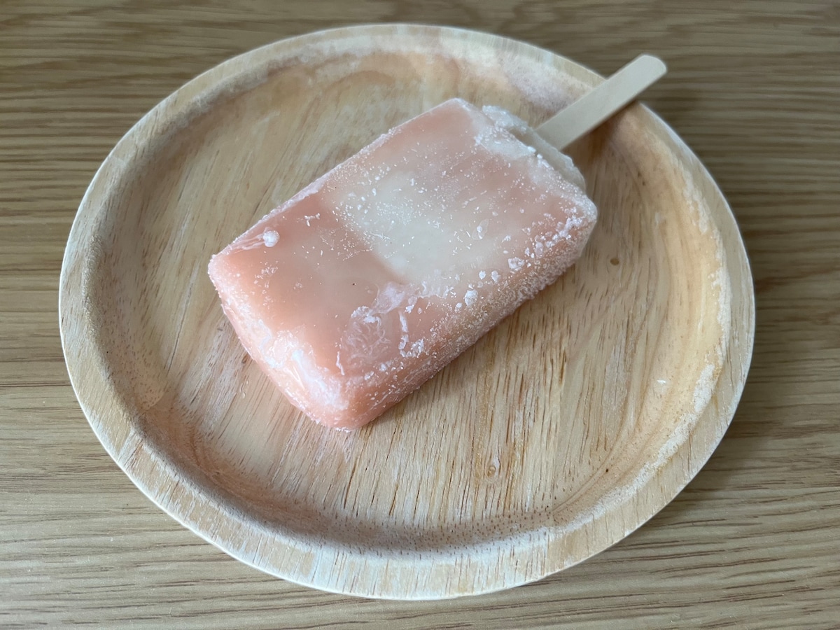 果汁で勝負！【ファミマ】桃の甘みがぎゅっと詰まったアイスが登場！