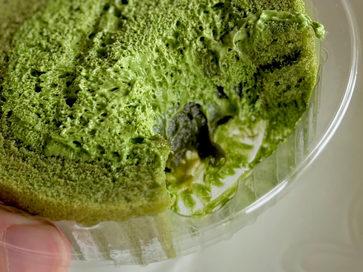 抹茶好きは絶対食べて！【ローソン】新作が「めちゃめちゃ濃くて苦うま」