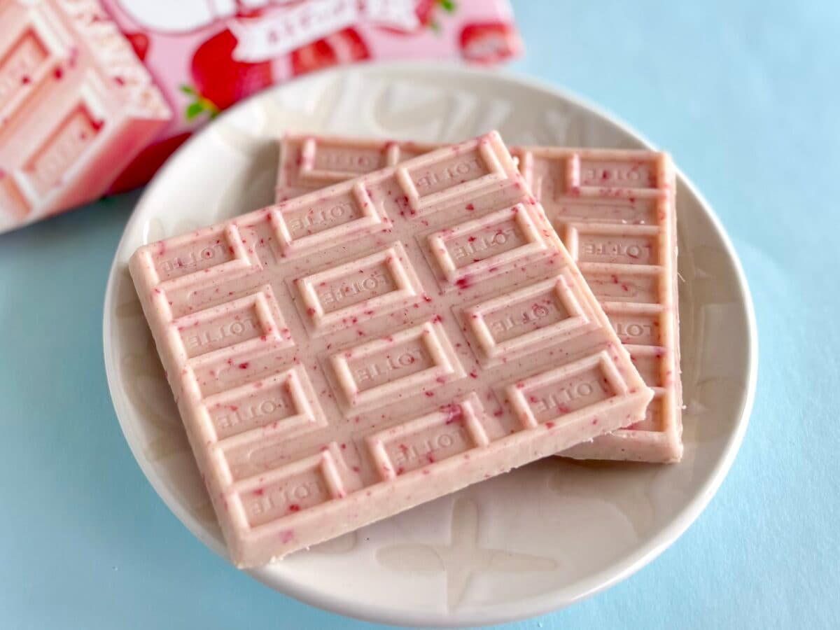 甘酸っぱ苺にキュン♡【ロッテ】新作クランキーは見た目も味も華やか