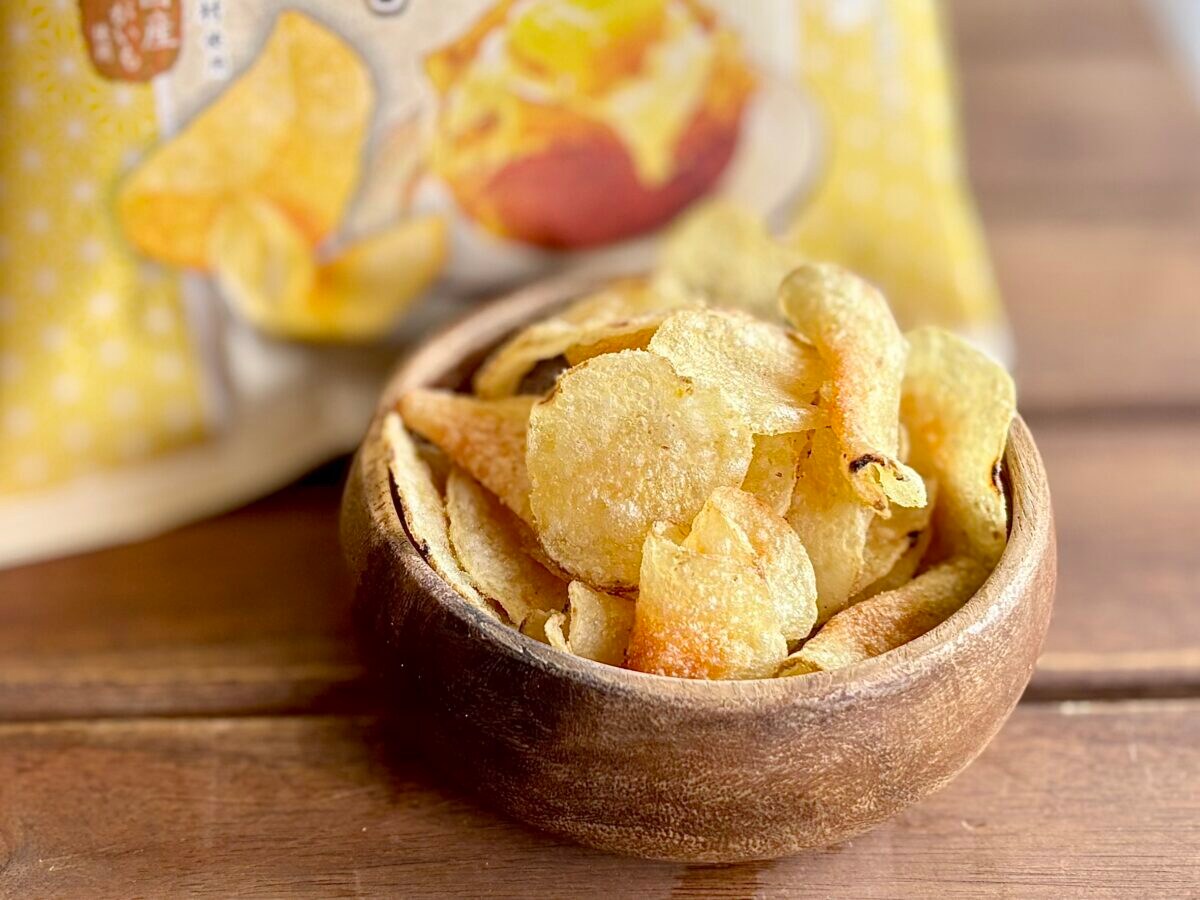 食べる手止まらんて！【カルビー】堅あげポテト新作は“ガリじゅわ”系