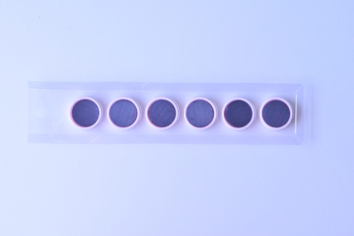 セリアのマグネットが優秀!超強力タイプやシートなど便利な5商品を紹介