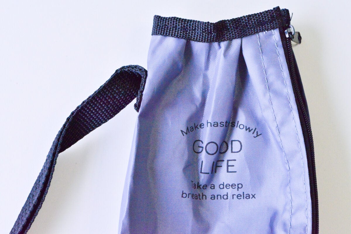 便利でおしゃれなセリアのペットボトルホルダー6選!カラビナ付きや肩掛けも