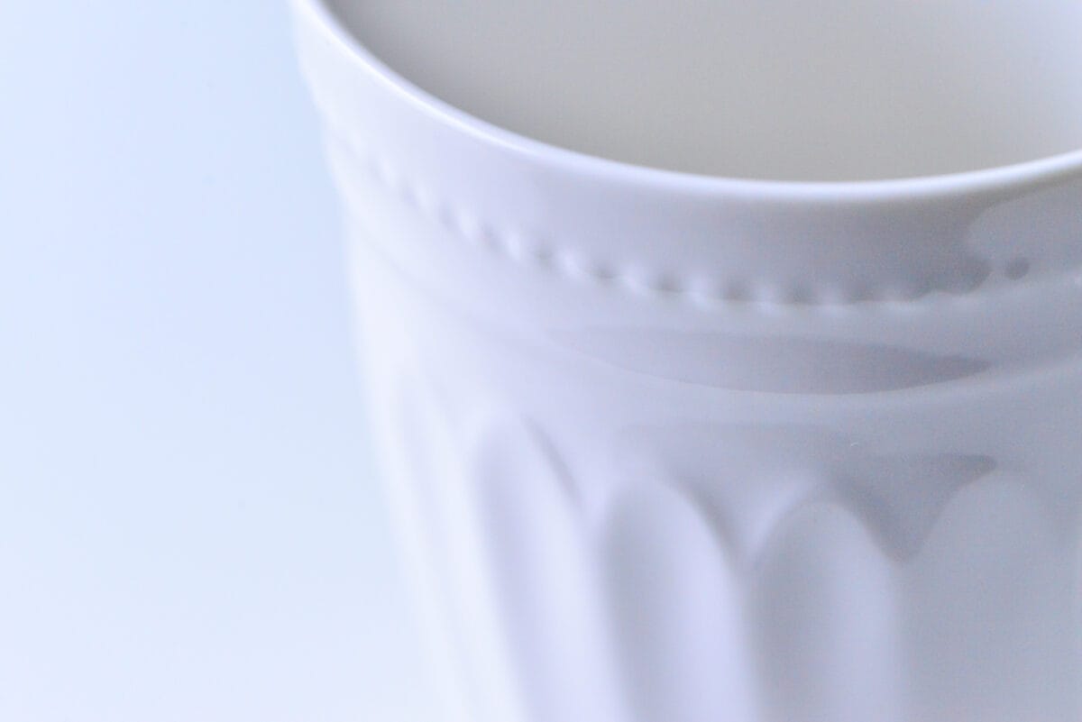 セリアの花瓶おすすめ6選|大きめのものやおしゃれな一輪挿しも紹介