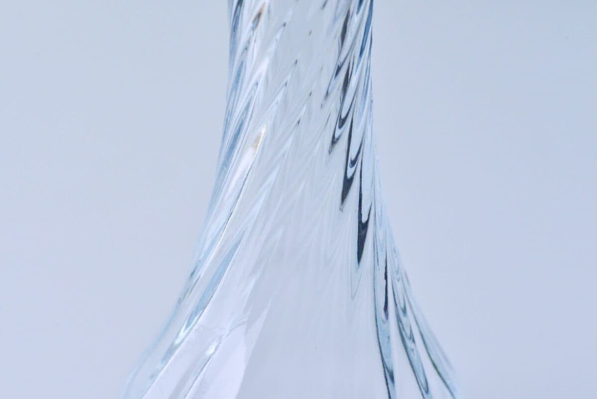 セリアの花瓶おすすめ6選|大きめのものやおしゃれな一輪挿しも紹介