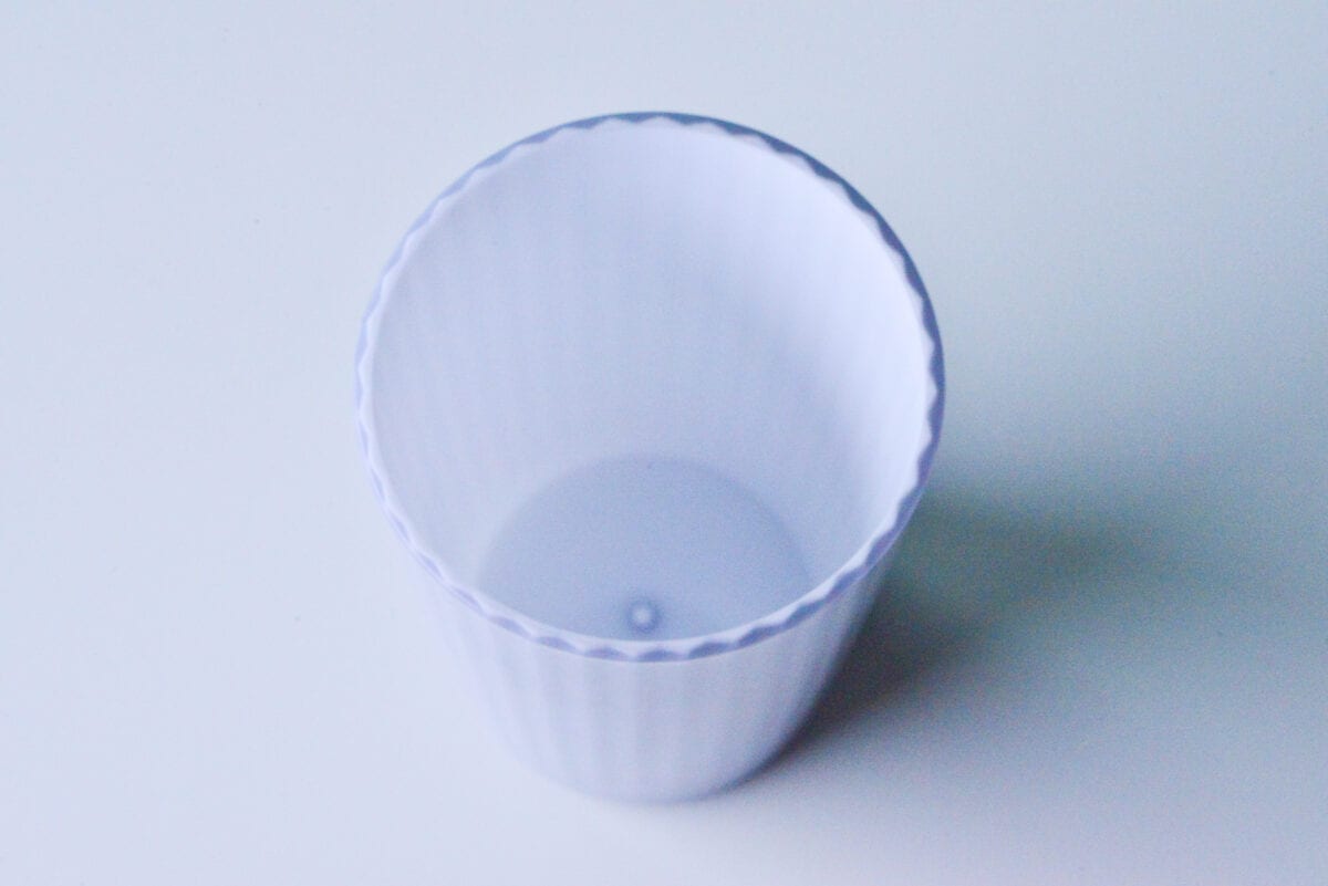 セリアの花瓶おすすめ6選|大きめのものやおしゃれな一輪挿しも紹介