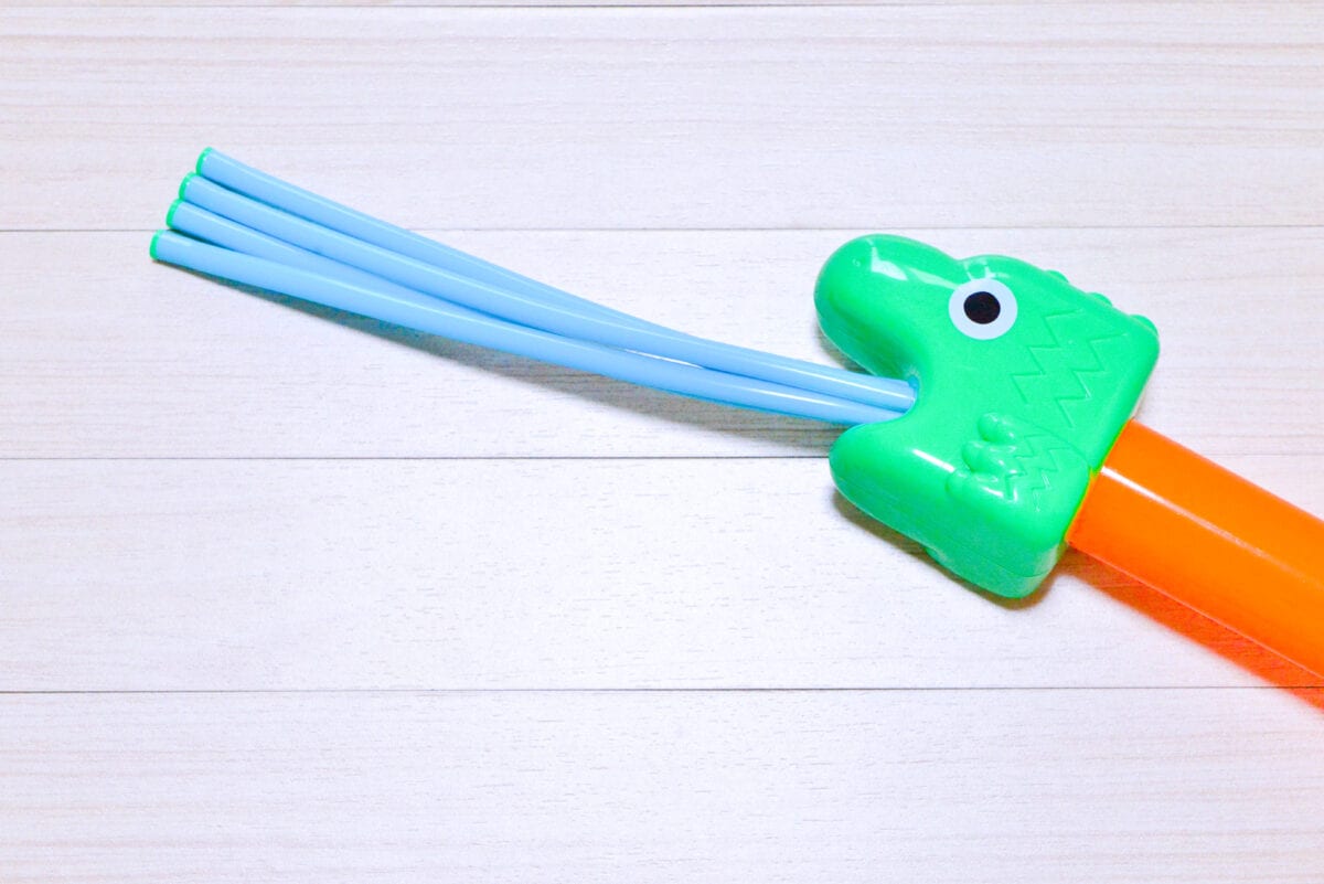 ダイソーの水鉄砲おすすめ7選!話題の電動水鉄砲やタンク式も紹介