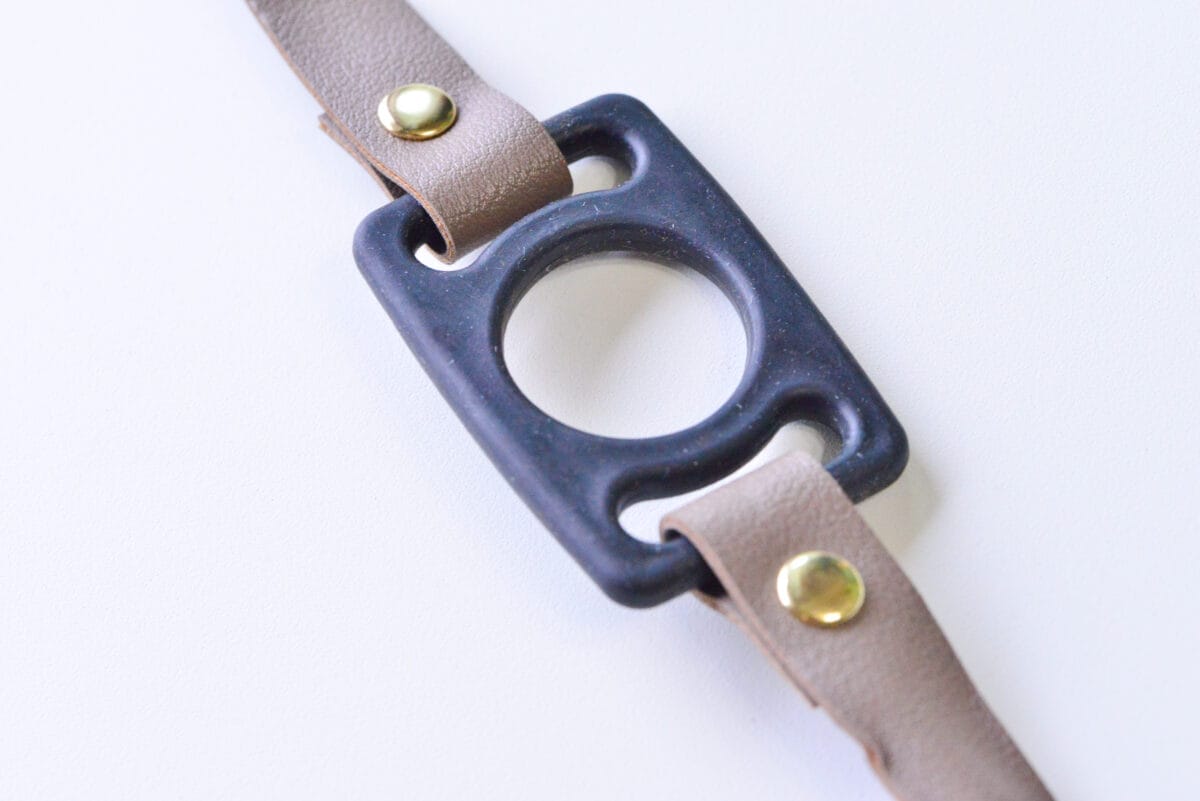 便利でおしゃれなセリアのペットボトルホルダー6選!カラビナ付きや肩掛けも