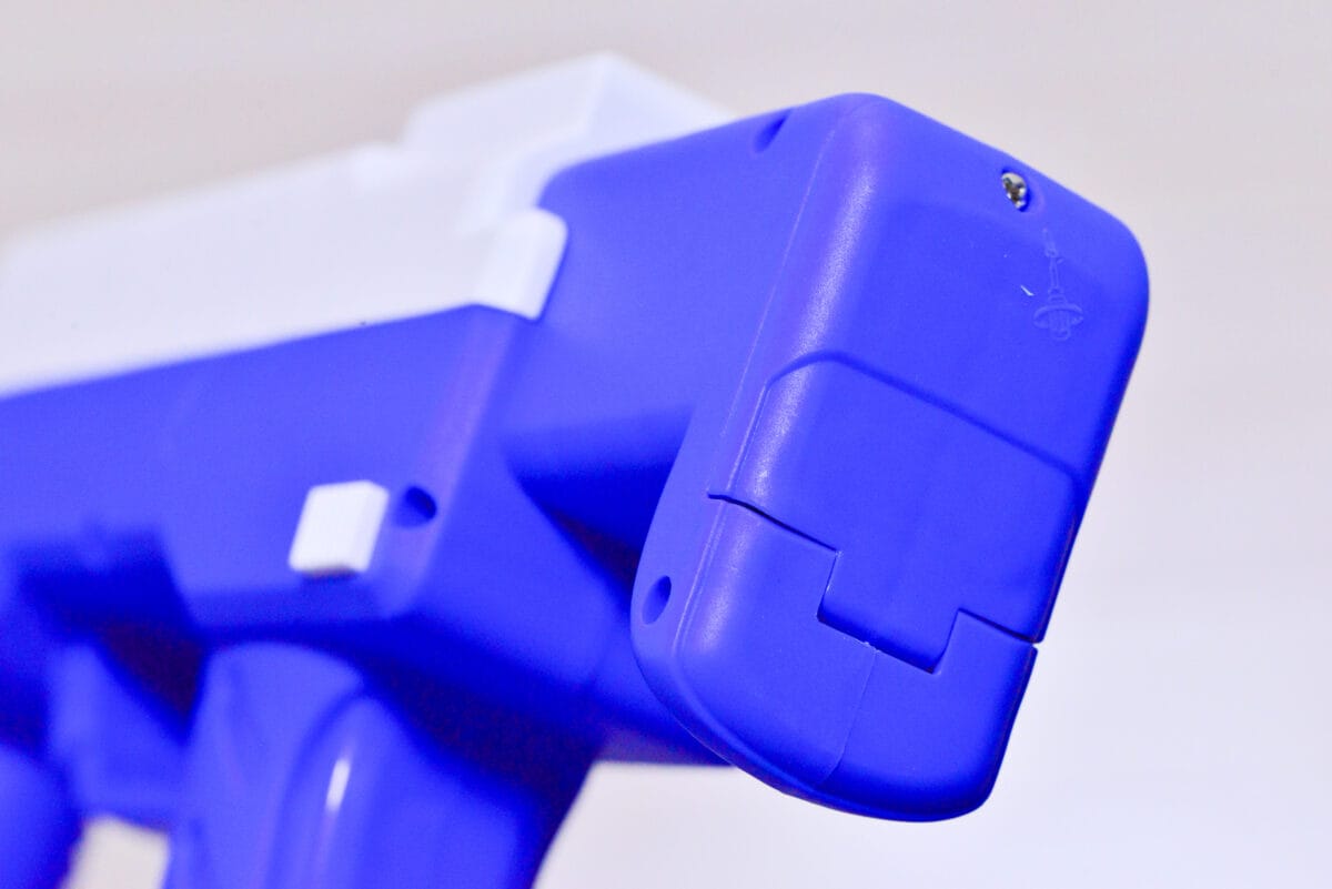 ダイソーの水鉄砲おすすめ7選!話題の電動水鉄砲やタンク式も紹介