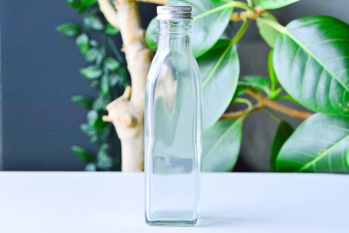 セリアの花瓶おすすめ6選|大きめのものやおしゃれな一輪挿しも紹介