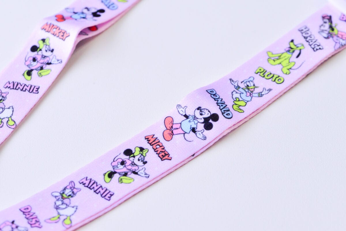 便利でおしゃれなセリアのペットボトルホルダー6選!カラビナ付きや肩掛けも