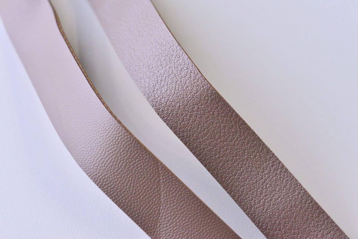 便利でおしゃれなセリアのペットボトルホルダー6選!カラビナ付きや肩掛けも