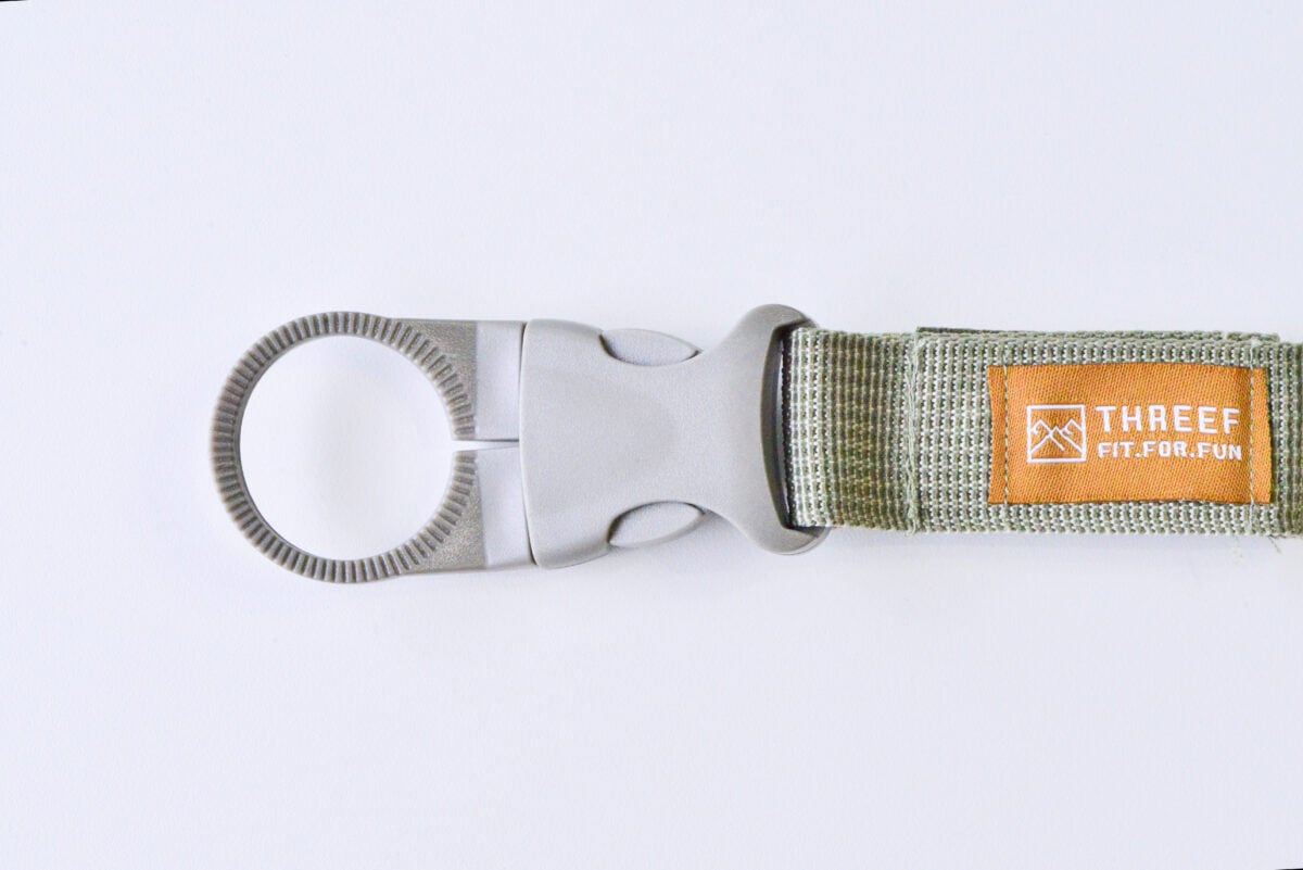 便利でおしゃれなセリアのペットボトルホルダー6選!カラビナ付きや肩掛けも