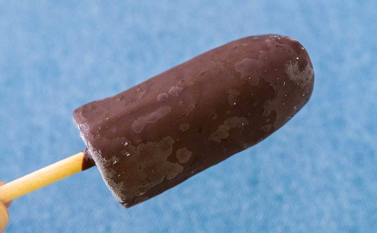 【話題の新商品】セブンの「チョコバナナスティック」は美味しいけれど