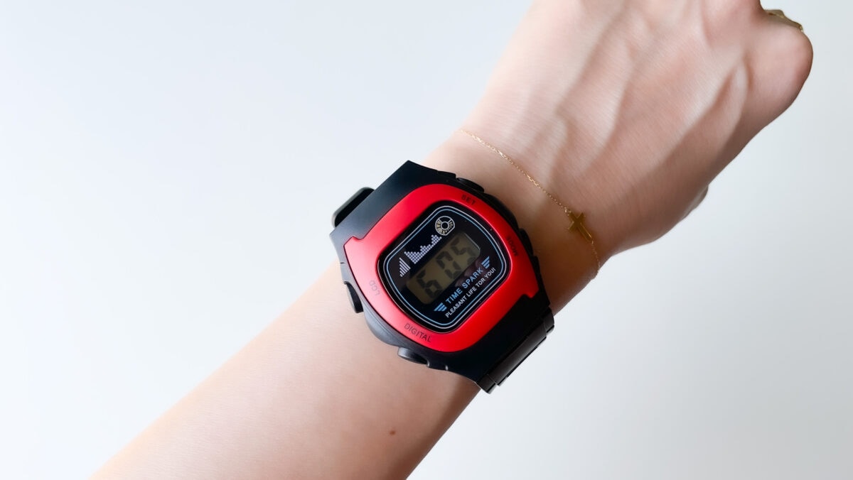 セリアの110円で買える腕時計が想像以上にいい!