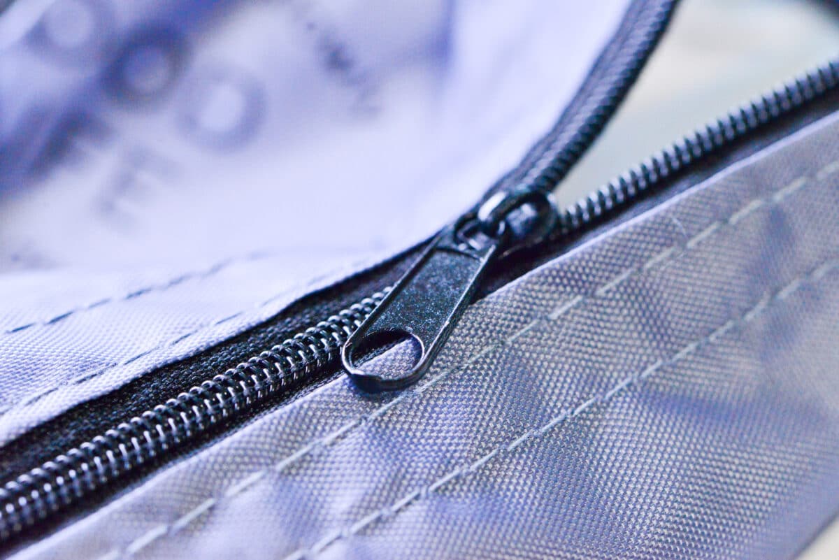 便利でおしゃれなセリアのペットボトルホルダー6選!カラビナ付きや肩掛けも