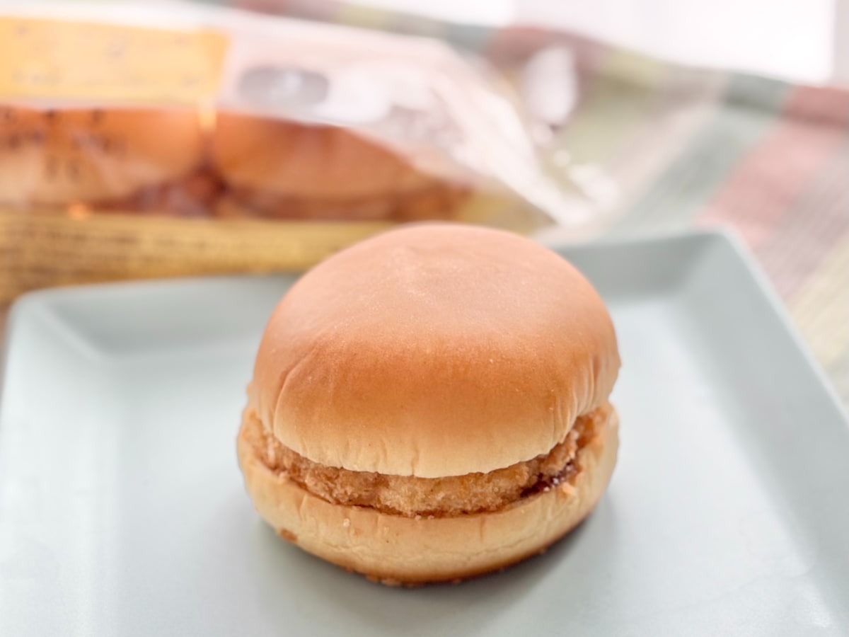 かわいい見た目にもキュン♡【ファミマ】おいしいミニバーガーが再登場