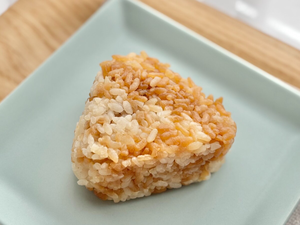 甘じょっぱくて「美味しい」「本当に好き」【ファミマ】の新作おむすび