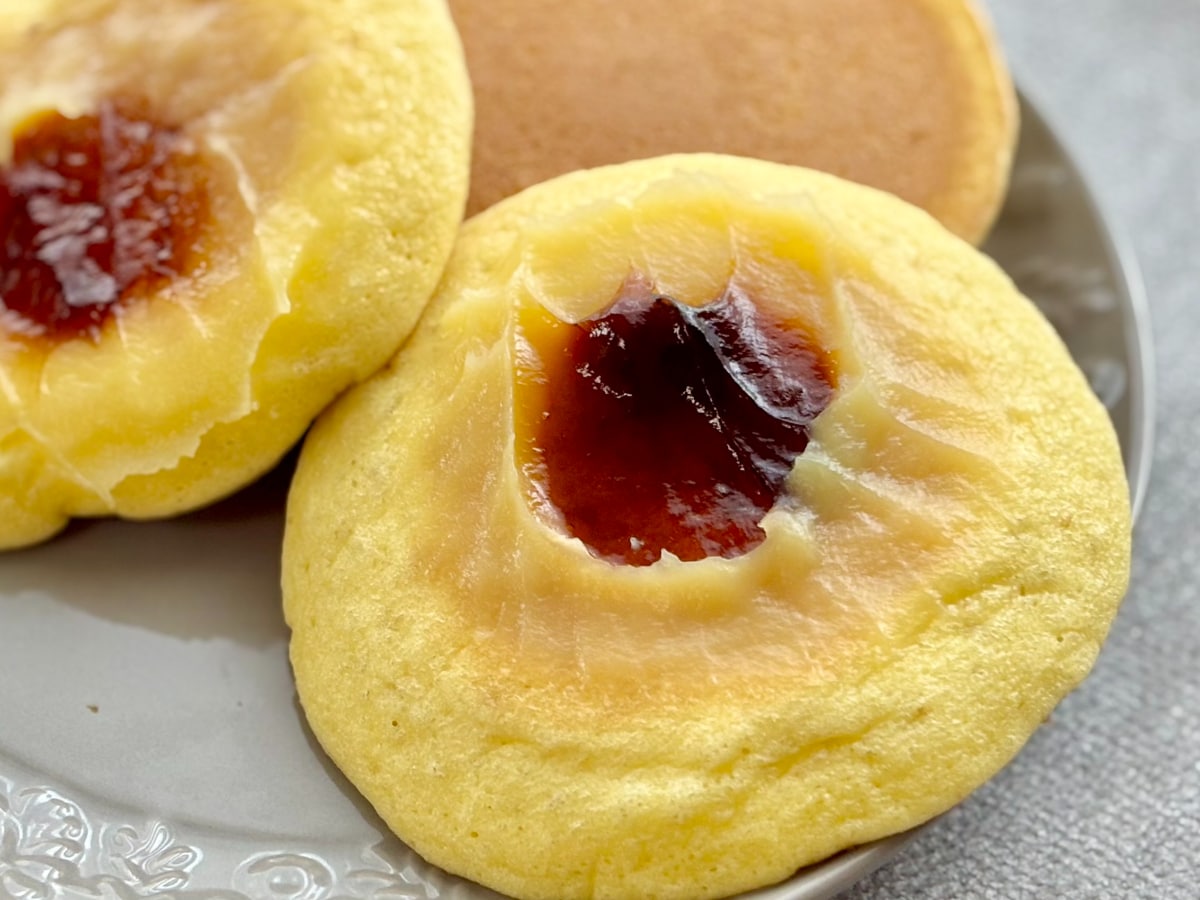 再現度が高めで「天才か？」の声も！【ローソン】の新作パンケーキって？