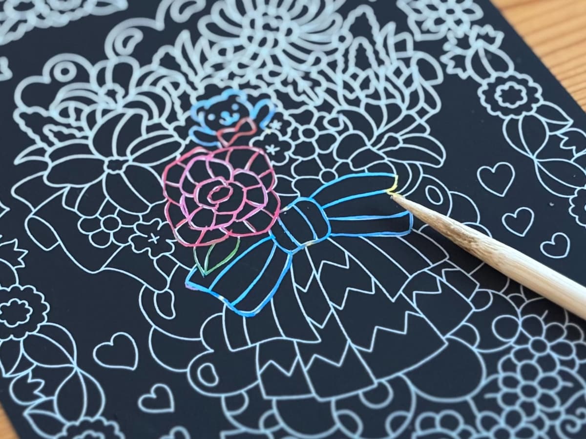 【ダイソー】スクラッチアートのおすすめ6選!やり方も紹介