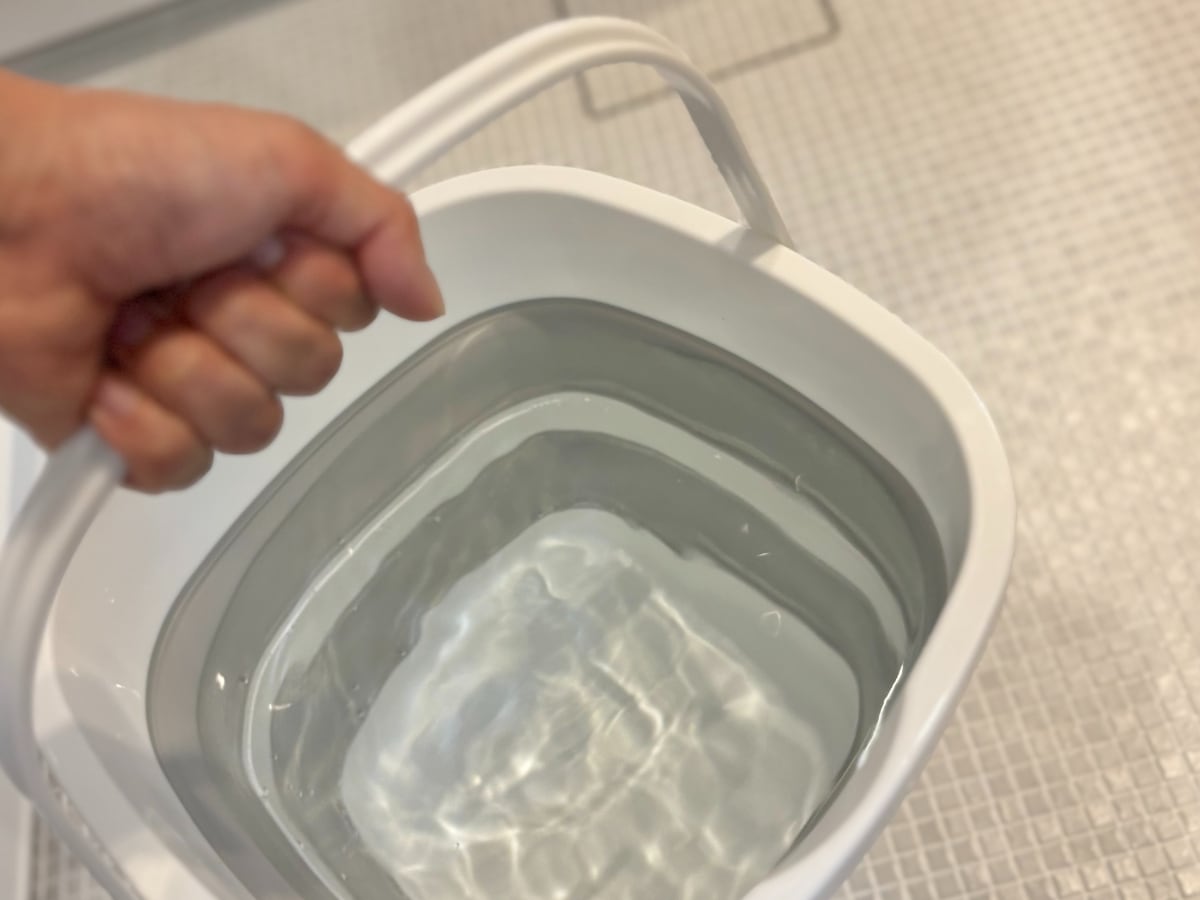 折りたたみバケツは【ダイソー】が買い！300円から買えて名品ぞろい