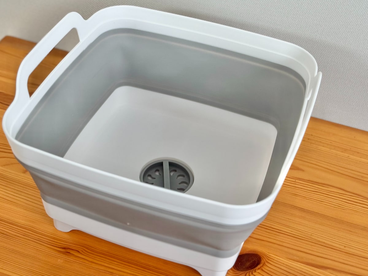 折りたたみバケツは【ダイソー】が買い！300円から買えて名品ぞろい