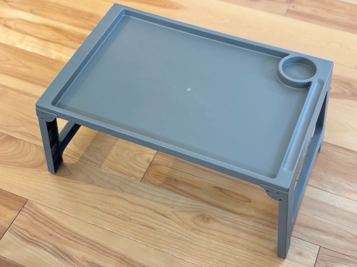 【ダイソー】550円の折りたたみテーブルは子供がいる家庭のマストバイアイテム